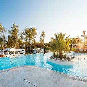 Mobile Homes Camping Santa Marina, Lanterna